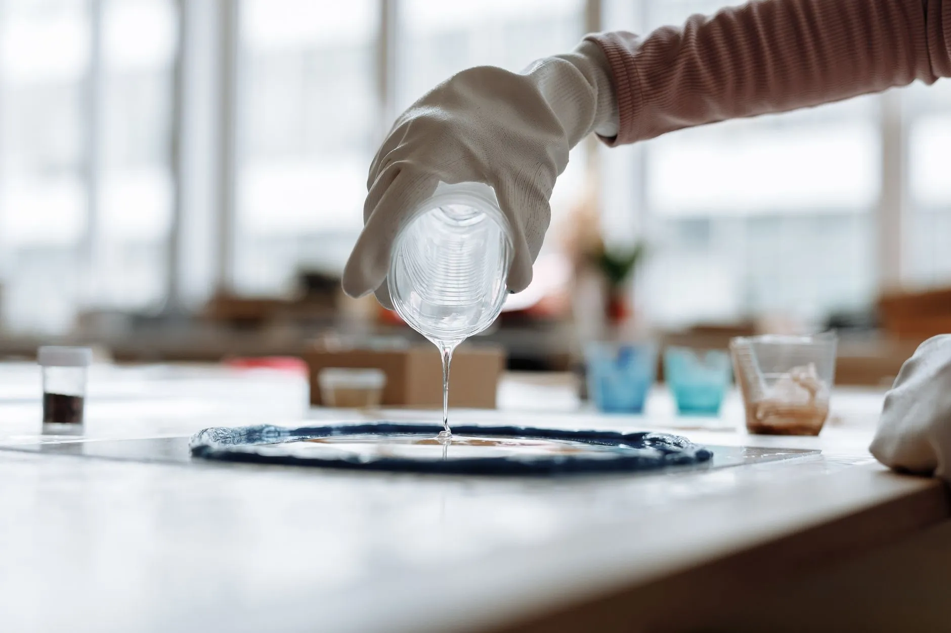 高分子材料在工程塑料改性中的关键性能优化方案解析
